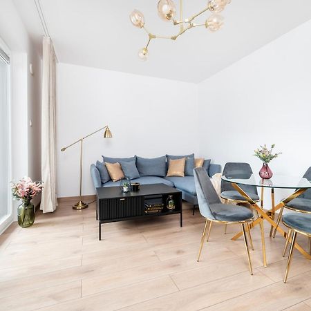 Manufaktura Residence - Apartamenty Prestiz Z Garazem Podziemnym I Dwoma Lazienkami ウッチ エクステリア 写真