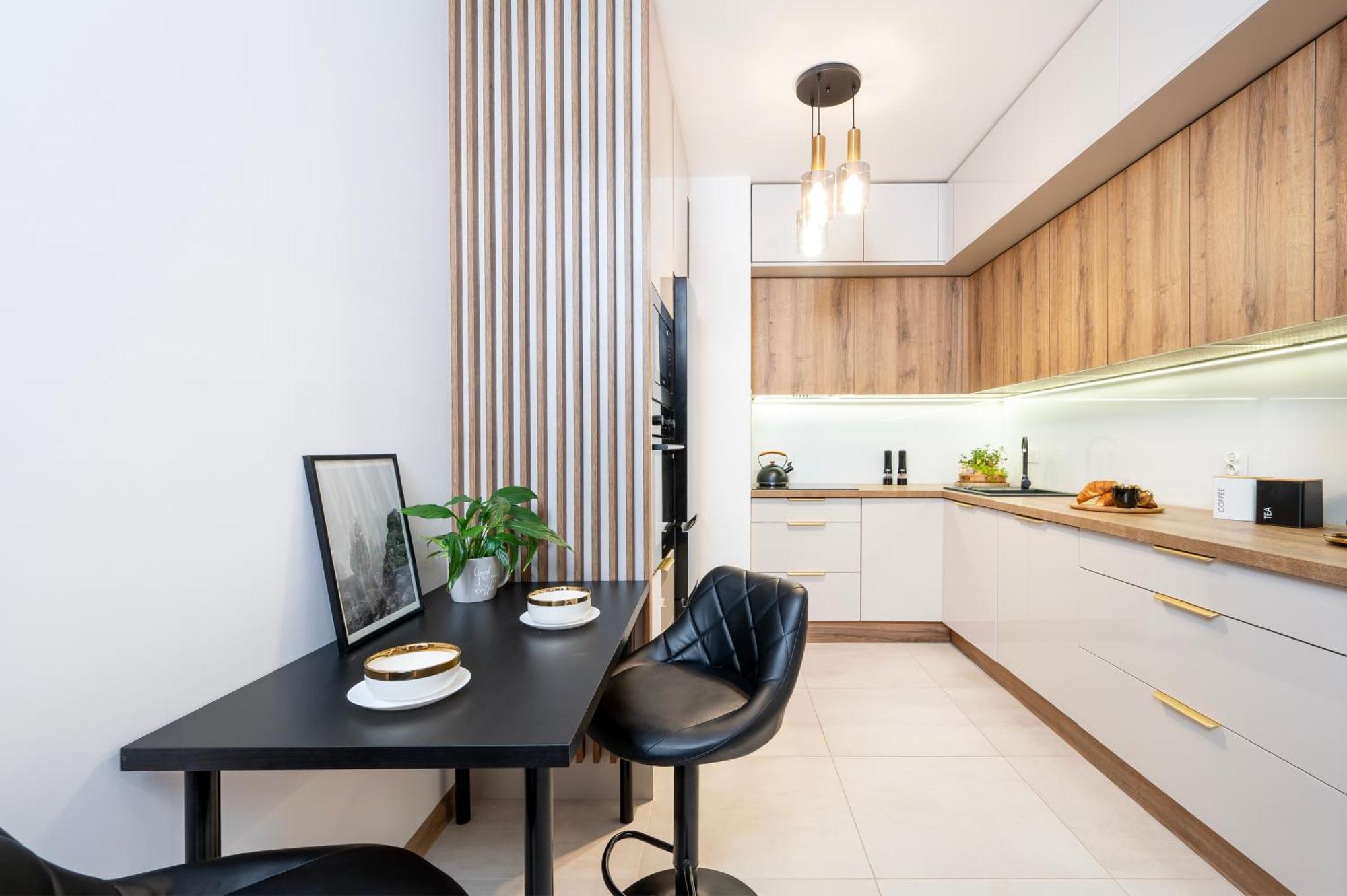 Manufaktura Residence - Apartamenty Prestiz Z Garazem Podziemnym I Dwoma Lazienkami ウッチ エクステリア 写真