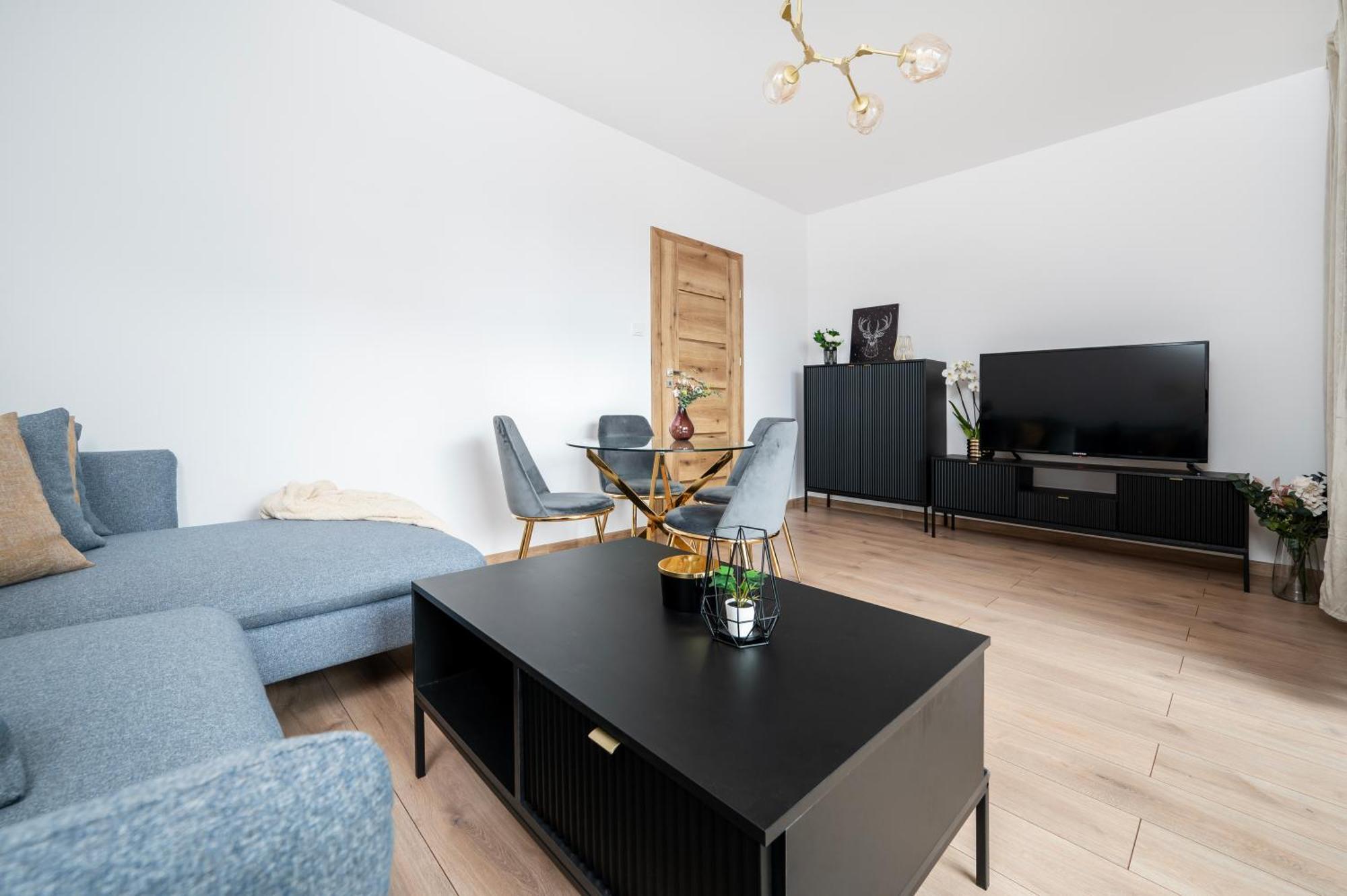 Manufaktura Residence - Apartamenty Prestiz Z Garazem Podziemnym I Dwoma Lazienkami ウッチ エクステリア 写真