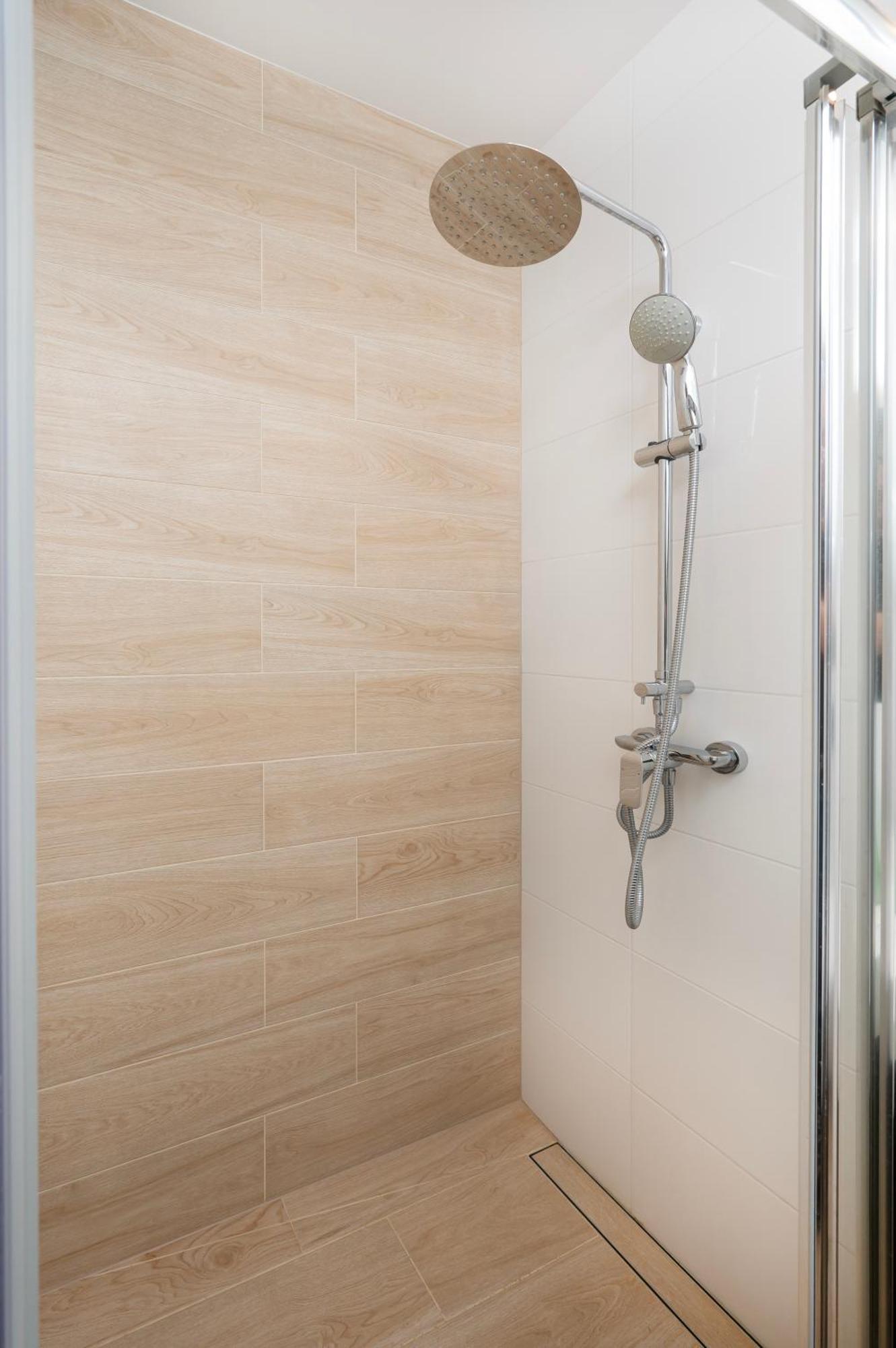 Manufaktura Residence - Apartamenty Prestiz Z Garazem Podziemnym I Dwoma Lazienkami ウッチ エクステリア 写真