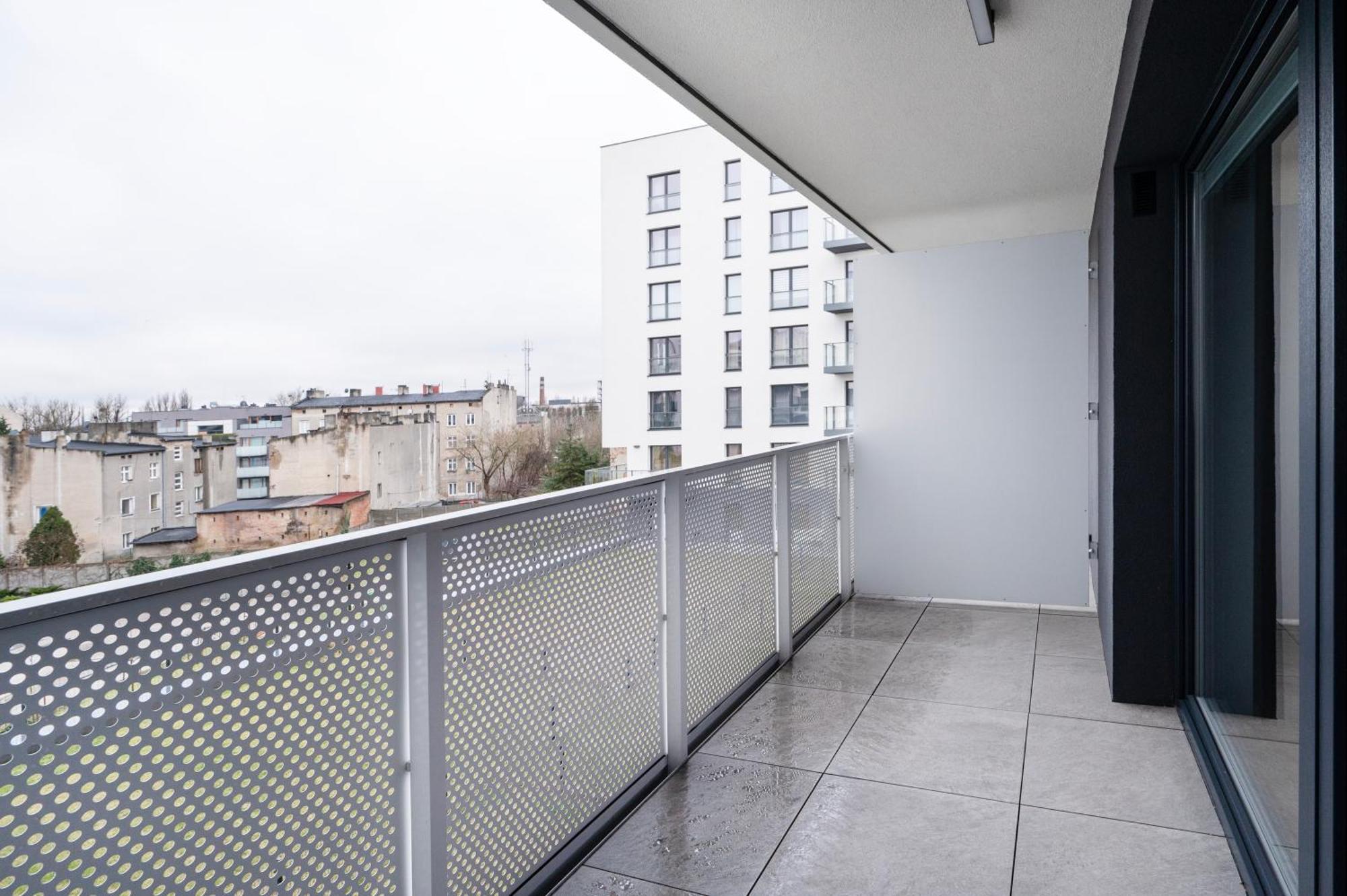Manufaktura Residence - Apartamenty Prestiz Z Garazem Podziemnym I Dwoma Lazienkami ウッチ エクステリア 写真