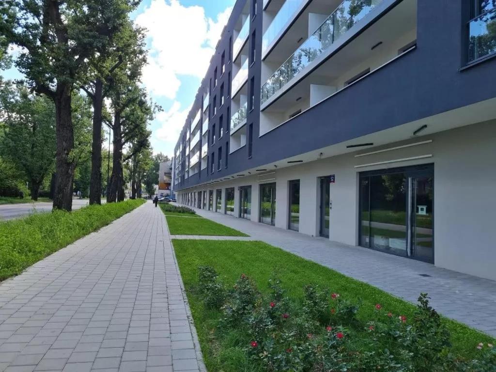 Manufaktura Residence - Apartamenty Prestiz Z Garazem Podziemnym I Dwoma Lazienkami ウッチ エクステリア 写真