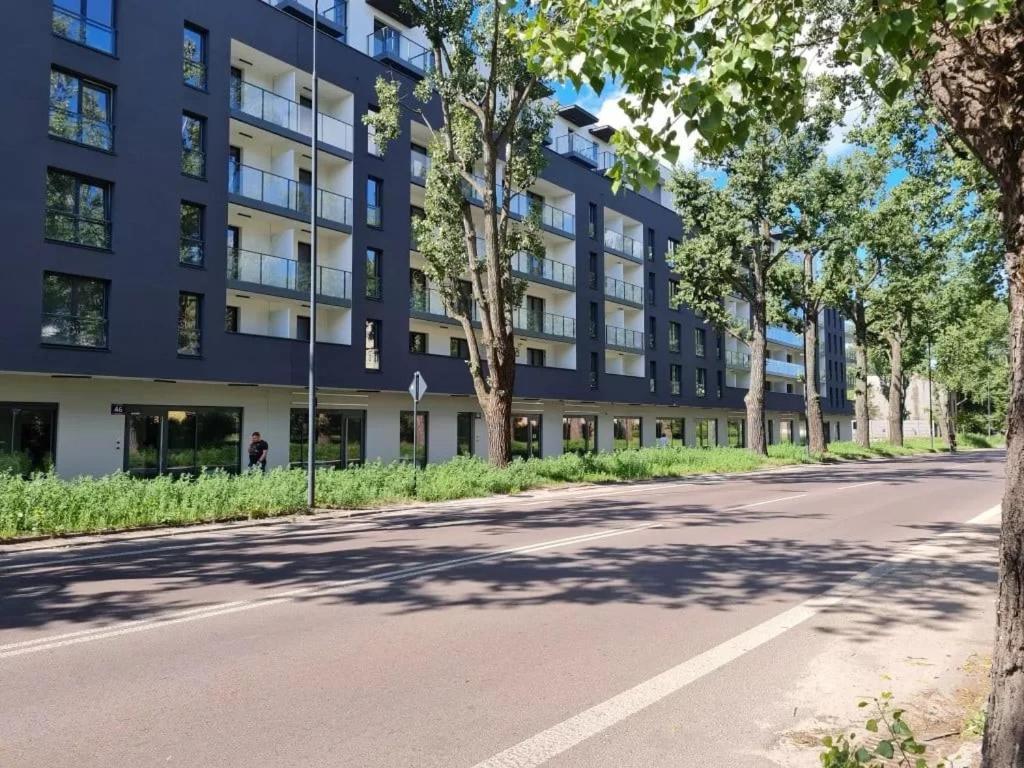 Manufaktura Residence - Apartamenty Prestiz Z Garazem Podziemnym I Dwoma Lazienkami ウッチ エクステリア 写真